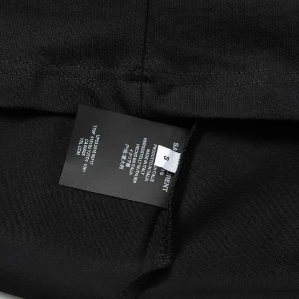 【YSL SAINT LAURENT 公式旗艦店】サンローラン  Tシャツ ご好評に付き再入荷！250218