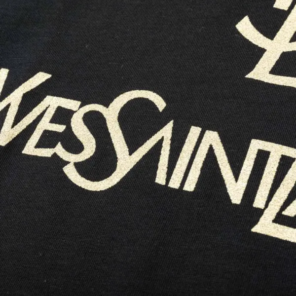 【YSL SAINT LAURENT 公式旗艦店】サンローラン Tシャツ ご好評に付き再入荷!250218 【YSL SAINT LAURENT 公式旗艦店】サンローラン Tシャツ ご好評に付き再入荷!250218