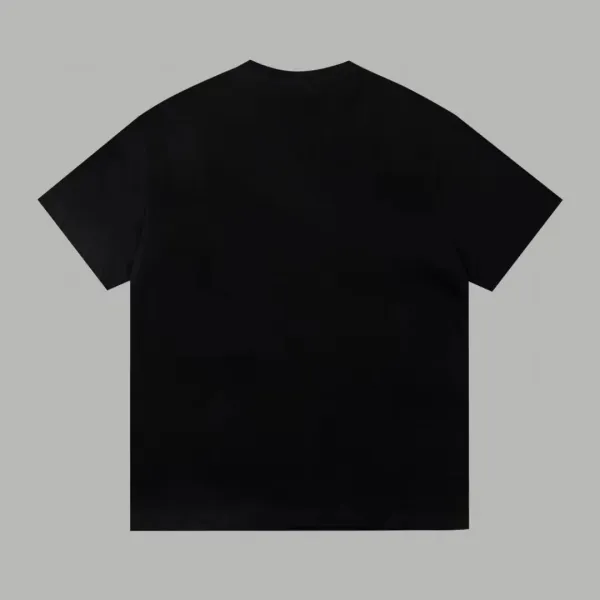 【YSL SAINT LAURENT 公式旗艦店】サンローラン Tシャツ ご好評に付き再入荷！