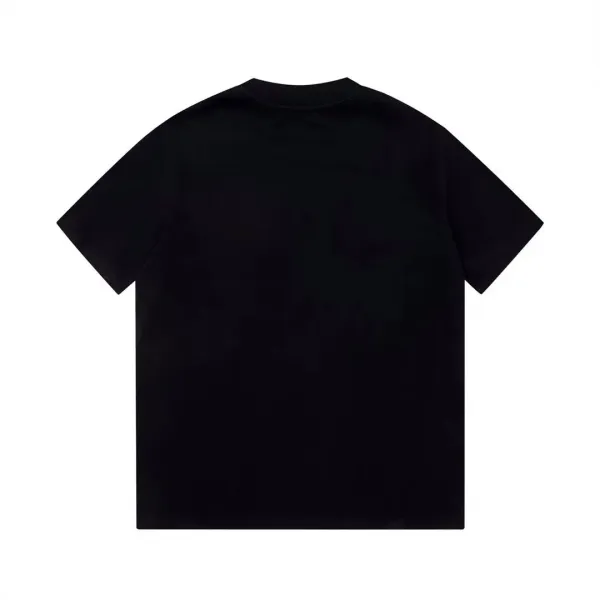 【YSL SAINT LAURENT 公式旗艦店】サンローラン Tシャツ ご好評に付き再入荷! 【YSL SAINT LAURENT 公式旗艦店】サンローラン Tシャツ ご好評に付き再入荷!