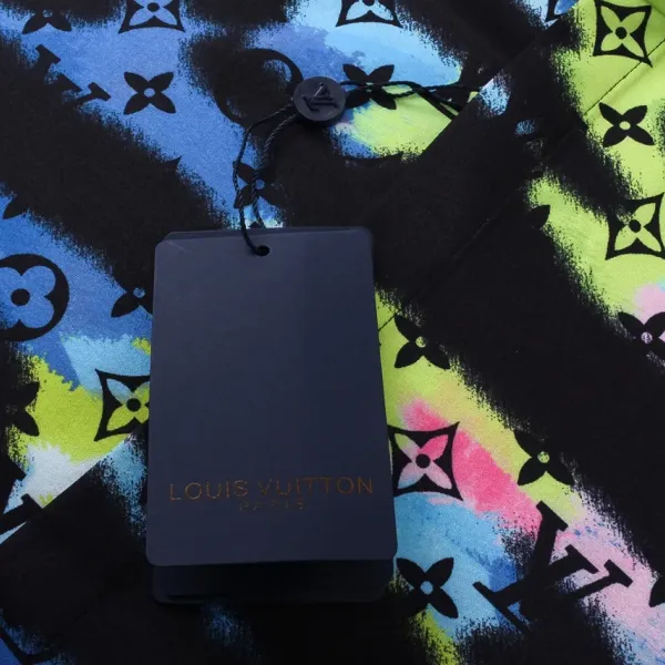 LV【LOUIS VUITTON 公式旗艦店】ルイヴィトン シャツ ご好評に付き再入荷 250222 LV【LOUIS VUITTON 公式旗艦店】ルイヴィトン シャツ ご好評に付き再入荷 250222