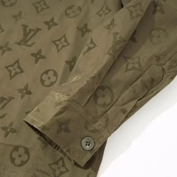 LV【LOUIS VUITTON 公式旗艦店】ルイヴィトン シャツ ご好評に付き再入荷 250222 LV【LOUIS VUITTON 公式旗艦店】ルイヴィトン シャツ ご好評に付き再入荷 250222