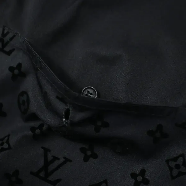 LV【LOUIS VUITTON 公式旗艦店】ルイヴィトン シャツ ご好評に付き再入荷 250219 LV【LOUIS VUITTON 公式旗艦店】ルイヴィトン シャツ ご好評に付き再入荷 250219