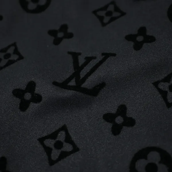 LV【LOUIS VUITTON 公式旗艦店】ルイヴィトン シャツ ご好評に付き再入荷 250219 LV【LOUIS VUITTON 公式旗艦店】ルイヴィトン シャツ ご好評に付き再入荷 250219