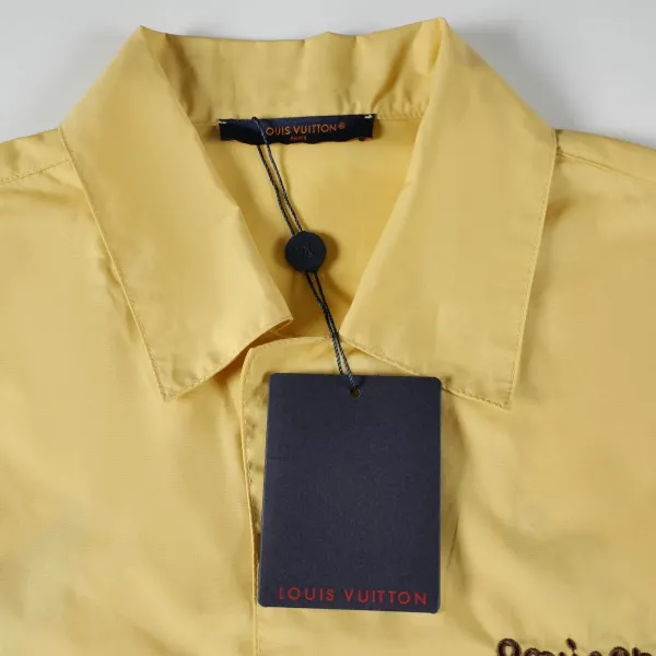 LV【LOUIS VUITTON 公式旗艦店】ルイヴィトン 半袖シャツ ご好評に付き再入荷 250219 LV【LOUIS VUITTON 公式旗艦店】ルイヴィトン 半袖シャツ ご好評に付き再入荷 250219