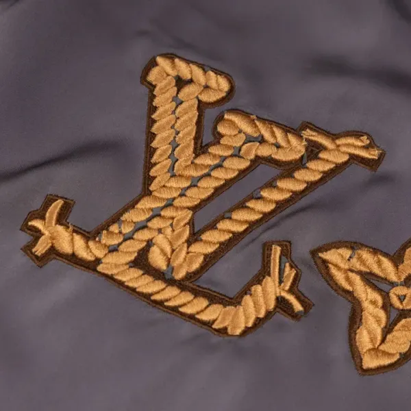 LV 【LOUIS VUITTON 公式旗艦店】ルイヴィトン 半袖シャツ ご好評に付き再入荷 240716 LV 【LOUIS VUITTON 公式旗艦店】ルイヴィトン 半袖シャツ ご好評に付き再入荷 240716