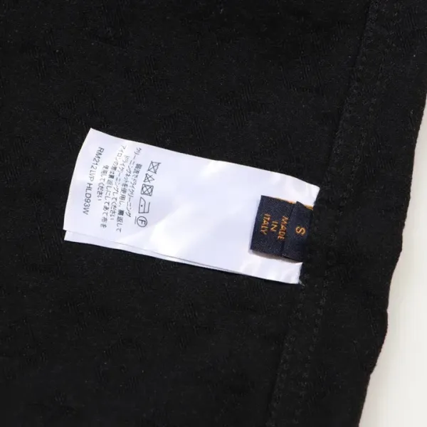 LV 【LOUIS VUITTON 公式旗艦店】ルイヴィトン 半袖シャツ ご好評に付き再入荷 240716 LV 【LOUIS VUITTON 公式旗艦店】ルイヴィトン 半袖シャツ ご好評に付き再入荷 240716