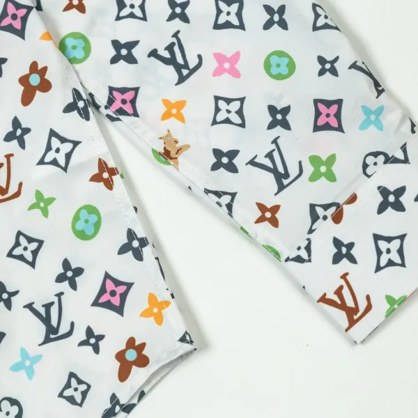 【LOUIS VUITTON 公式旗艦店】ルイヴィトン シャツ ご好評に付き再入荷 240715 【LOUIS VUITTON 公式旗艦店】ルイヴィトン シャツ ご好評に付き再入荷 240715