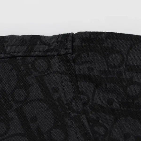 【DIOR 公式旗艦店】ディオール シャツ ご好評に付き再入荷 250220 【DIOR 公式旗艦店】ディオール シャツ ご好評に付き再入荷 250220