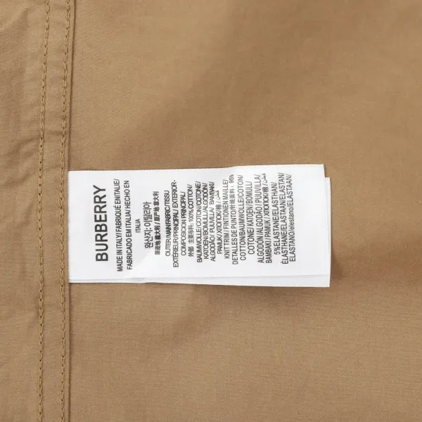 【BURBERRY  公式旗艦店】バーバリー  シャツ ご好評に付き再入荷 241119