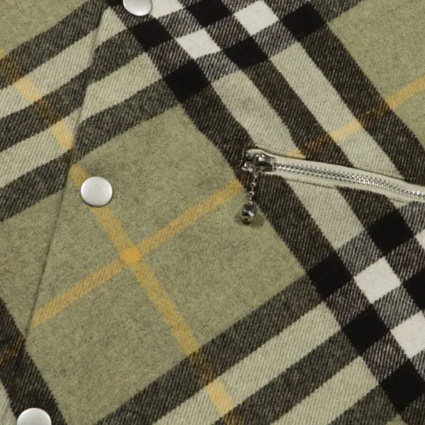 【BURBERRY  公式旗艦店】バーバリー  シャツ ご好評に付き再入荷 241119