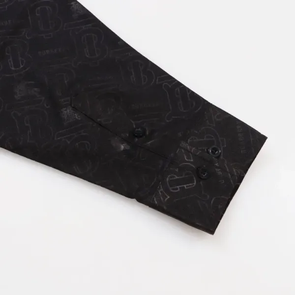【BURBERRY 公式旗艦店】バーバリー シャツ ご好評に付き再入荷 240716 【BURBERRY 公式旗艦店】バーバリー シャツ ご好評に付き再入荷 240716