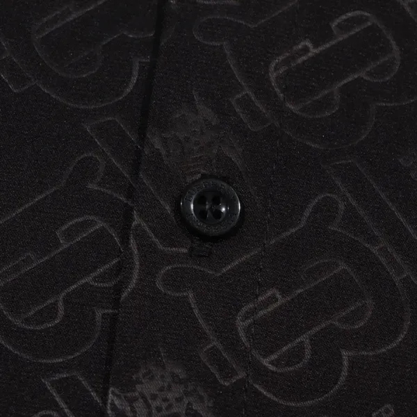 【BURBERRY 公式旗艦店】バーバリー シャツ ご好評に付き再入荷 240716 【BURBERRY 公式旗艦店】バーバリー シャツ ご好評に付き再入荷 240716