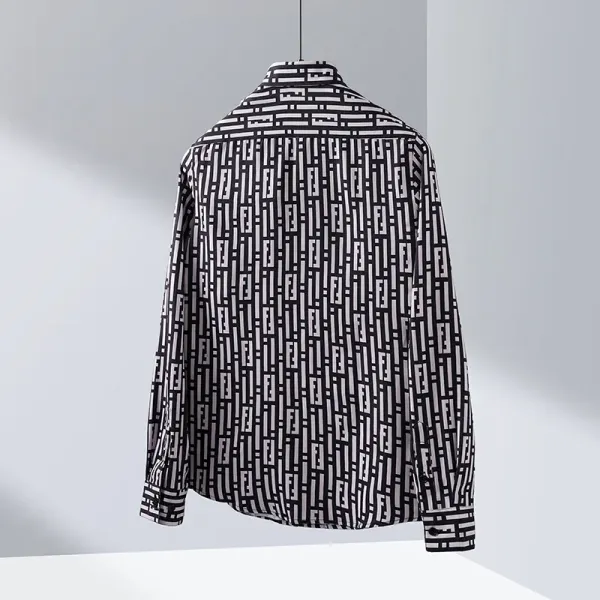 【FENDI 公式旗艦店】フェンディ  シャツ  ご好評に付き再入荷 250221