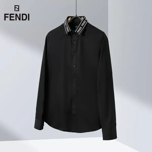【FENDI 公式旗艦店】フェンディ  シャツ  ご好評に付き再入荷 250221