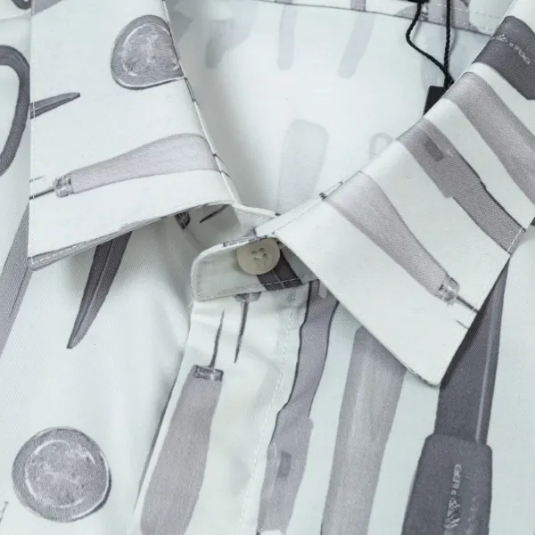 【FENDI 公式旗艦店】フェンディ シャツ ご好評に付き再入荷 240716 【FENDI 公式旗艦店】フェンディ シャツ ご好評に付き再入荷 240716