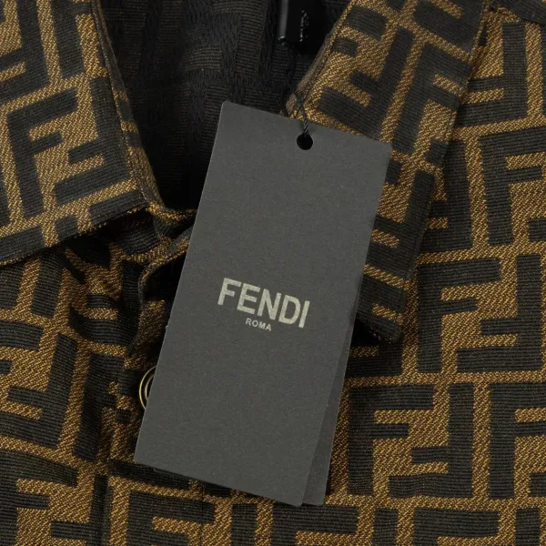 【FENDI 公式旗艦店】フェンディ シャツ ご好評に付き再入荷 240716 【FENDI 公式旗艦店】フェンディ シャツ ご好評に付き再入荷 240716