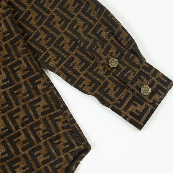 【FENDI 公式旗艦店】フェンディ シャツ ご好評に付き再入荷 240716 【FENDI 公式旗艦店】フェンディ シャツ ご好評に付き再入荷 240716