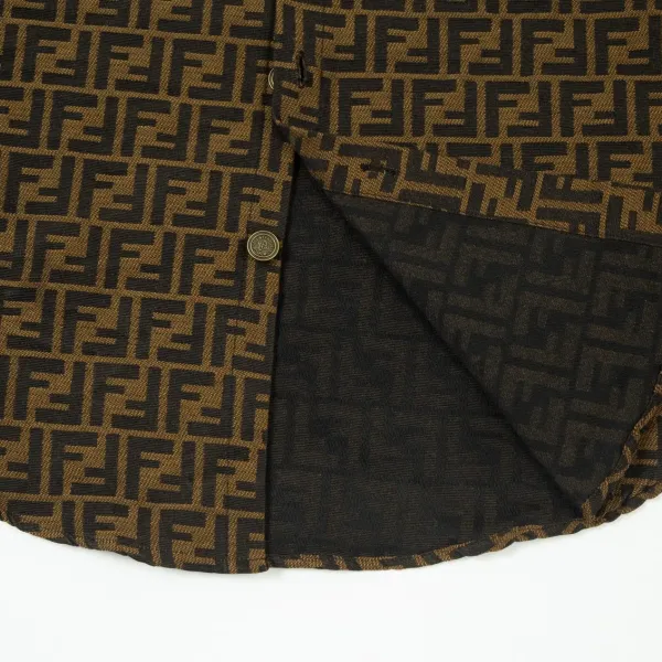 【FENDI 公式旗艦店】フェンディ シャツ ご好評に付き再入荷 240716 【FENDI 公式旗艦店】フェンディ シャツ ご好評に付き再入荷 240716