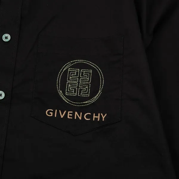 【GIVENCHY 公式旗艦店】ジバンシー  シャツ ご好評に付き再入荷 240716
