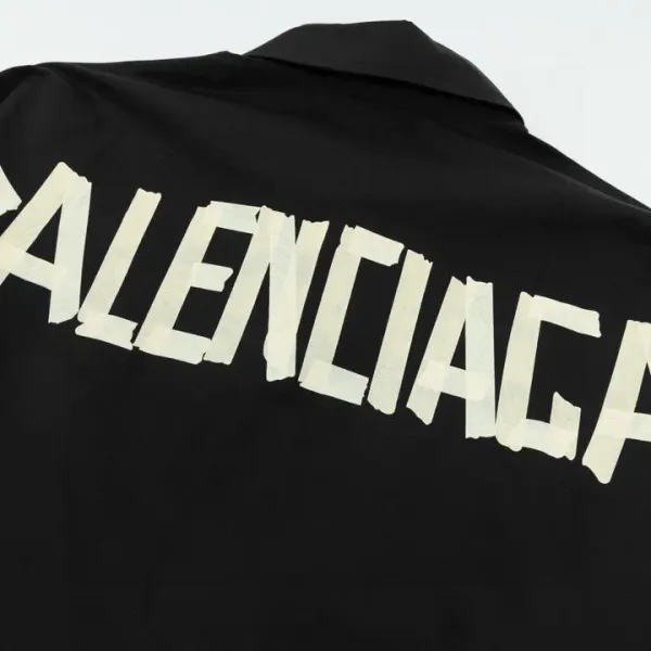 【BALENCIAGA 公式旗艦店】バレンシアガ シャツ ご好評に付き再入荷 250218 【BALENCIAGA 公式旗艦店】バレンシアガ シャツ ご好評に付き再入荷 250218