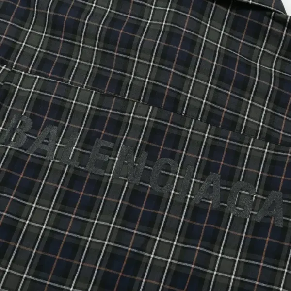 【BALENCIAGA 公式旗艦店】バレンシアガ  シャツ ご好評に付き再入荷  241119