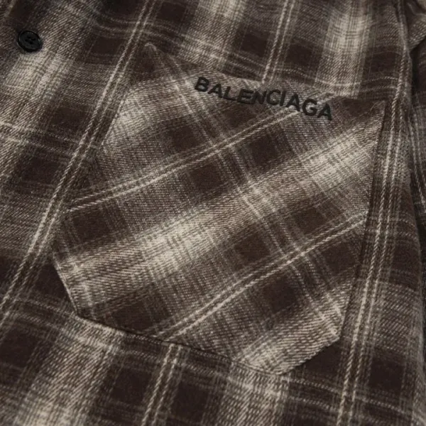 【BALENCIAGA 公式旗艦店】バレンシアガ シャツ ご好評に付き再入荷 241119 【BALENCIAGA 公式旗艦店】バレンシアガ シャツ ご好評に付き再入荷 241119