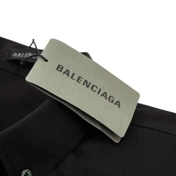 【BALENCIAGA 公式旗艦店】バレンシアガ シャツ ご好評に付き再入荷 240802 【BALENCIAGA 公式旗艦店】バレンシアガ シャツ ご好評に付き再入荷 240802
