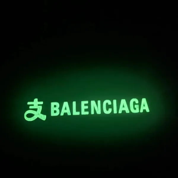 【BALENCIAGA 公式旗艦店】バレンシアガ シャツ ご好評に付き再入荷 240802 【BALENCIAGA 公式旗艦店】バレンシアガ シャツ ご好評に付き再入荷 240802