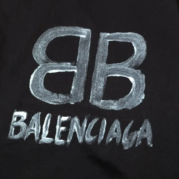 【BALENCIAGA 公式旗艦店】バレンシアガ シャツ ご好評に付き再入荷 240802 【BALENCIAGA 公式旗艦店】バレンシアガ シャツ ご好評に付き再入荷 240802