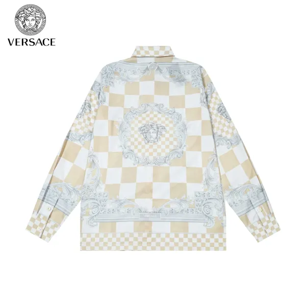【VERSACE 公式旗艦店】ヴェルサーチ シャツ ご好評に付き再入荷 240716 【VERSACE 公式旗艦店】ヴェルサーチ シャツ ご好評に付き再入荷 240716