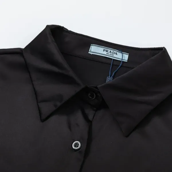 【PRADA  公式旗艦店】プラダ   シャツ ご好評に付き再入荷  241119