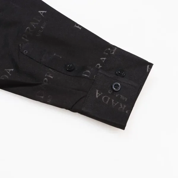 【PRADA 公式旗艦店】プラダ シャツ ご好評に付き再入荷 240803 【PRADA 公式旗艦店】プラダ シャツ ご好評に付き再入荷 240803