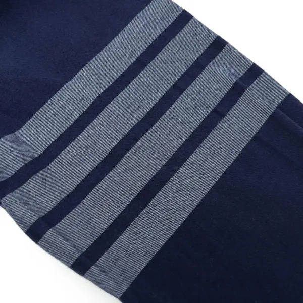 【ThomBrowne  公式旗艦店】トムブラウン   シャツ ご好評に付き再入荷  250221