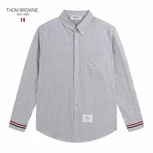 【ThomBrowne 公式旗艦店】トムブラウン シャツ ご好評に付き再入荷 250221 【ThomBrowne 公式旗艦店】トムブラウン シャツ ご好評に付き再入荷 250221