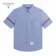 【ThomBrowne 公式旗艦店】トムブラウン 半袖シャツ ご好評に付き再入荷 250221 【ThomBrowne 公式旗艦店】トムブラウン 半袖シャツ ご好評に付き再入荷 250221