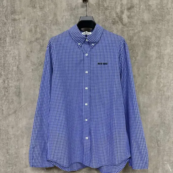 【Miumiu公式旗艦店】ミュウミュウ シャツ ご好評に付き再入荷 250219 【Miumiu公式旗艦店】ミュウミュウ シャツ ご好評に付き再入荷 250219
