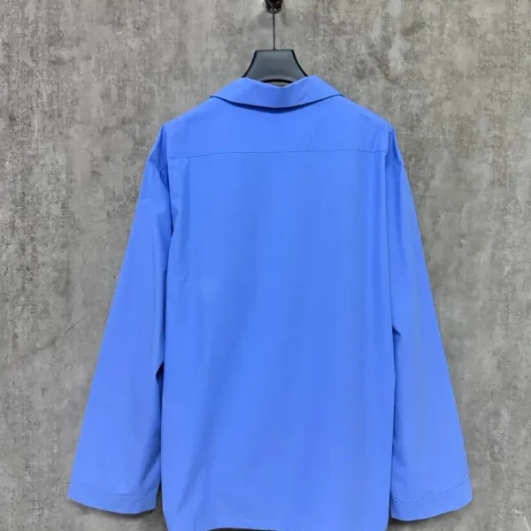 【Miumiu公式旗艦店】ミュウミュウ シャツ ご好評に付き再入荷 250219 【Miumiu公式旗艦店】ミュウミュウ シャツ ご好評に付き再入荷 250219