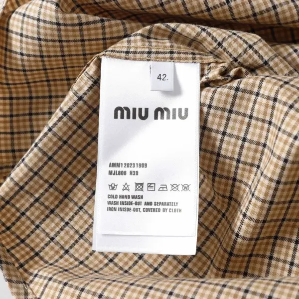 【Miumiu公式旗艦店】ミュウミュウ シャツ ご好評に付き再入荷 250219 【Miumiu公式旗艦店】ミュウミュウ シャツ ご好評に付き再入荷 250219