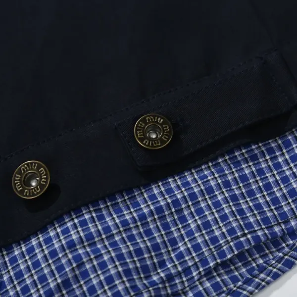 【Miumiu公式旗艦店】ミュウミュウ  シャツ ご好評に付き再入荷  250219
