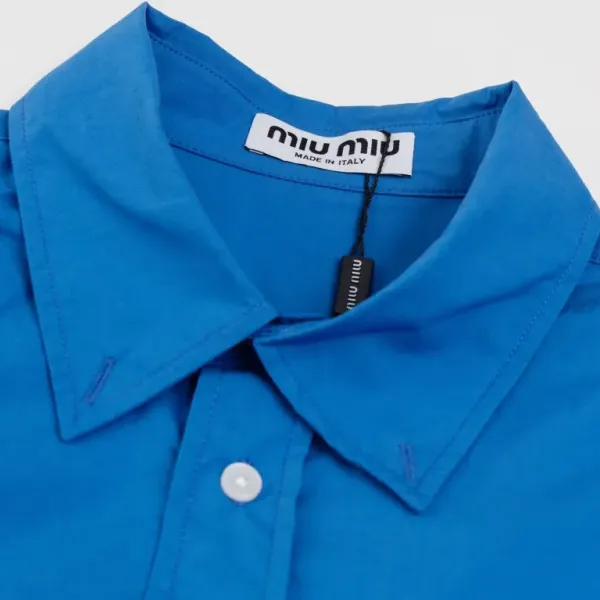 【Miumiu 公式旗艦店】ミュウミュウ シャツ ご好評に付き再入荷 250219 【Miumiu 公式旗艦店】ミュウミュウ シャツ ご好評に付き再入荷 250219