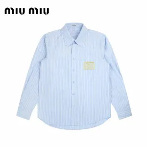 【Miumiu 公式旗艦店】ミュウミュウ シャツ ご好評に付き再入荷 250219 【Miumiu 公式旗艦店】ミュウミュウ シャツ ご好評に付き再入荷 250219
