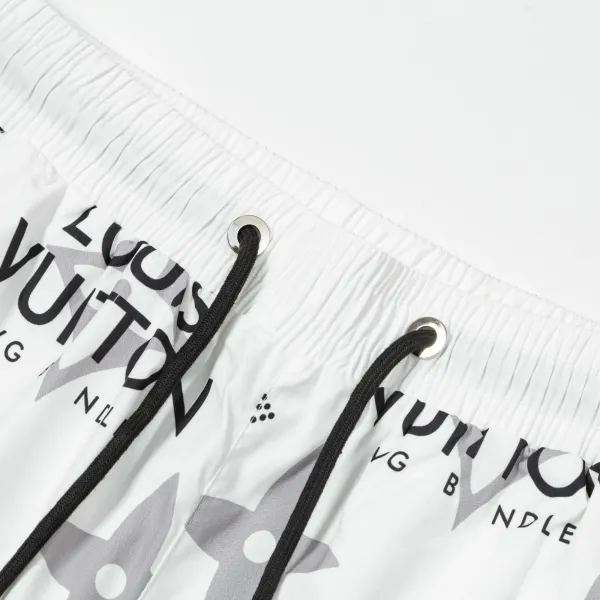 LV【LOUIS VUITTON  公式旗艦店】ルイヴィトン  ショートパンツご好評に付き再入荷！250224