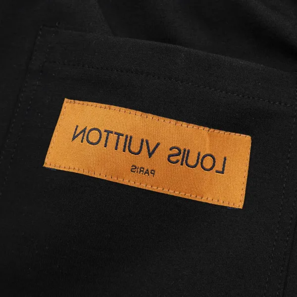 LV【LOUIS VUITTON 公式旗艦店】ルイヴィトン ショートパンツご好評に付き再入荷!250224 LV【LOUIS VUITTON 公式旗艦店】ルイヴィトン ショートパンツご好評に付き再入荷!250224