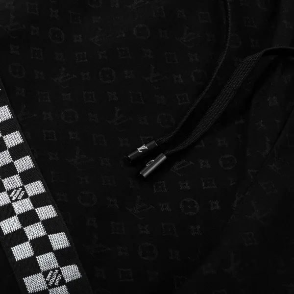 LV【LOUIS VUITTON 公式旗艦店】ルイヴィトン ショートパンツご好評に付き再入荷!250224 LV【LOUIS VUITTON 公式旗艦店】ルイヴィトン ショートパンツご好評に付き再入荷!250224