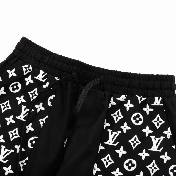 LV【LOUIS VUITTON 公式旗艦店】ルイヴィトン ショートパンツご好評に付き再入荷!250224 LV【LOUIS VUITTON 公式旗艦店】ルイヴィトン ショートパンツご好評に付き再入荷!250224