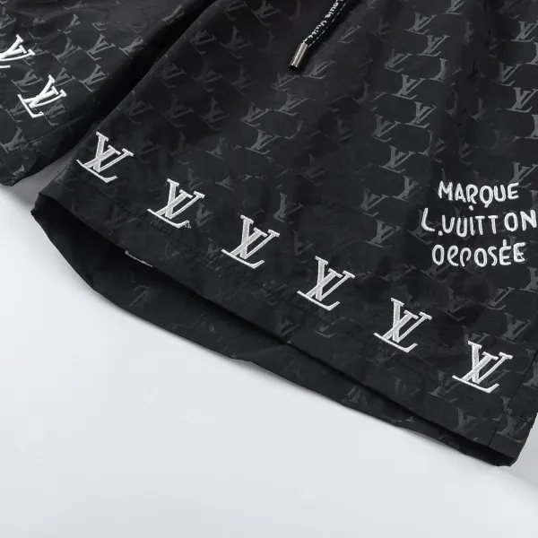 LV【LOUIS VUITTON 公式旗艦店】ルイヴィトン ショートパンツご好評に付き再入荷!250224 LV【LOUIS VUITTON 公式旗艦店】ルイヴィトン ショートパンツご好評に付き再入荷!250224