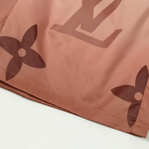 LV【LOUIS VUITTON 公式旗艦店】ルイヴィトン ショートパンツご好評に付き再入荷!250224 LV【LOUIS VUITTON 公式旗艦店】ルイヴィトン ショートパンツご好評に付き再入荷!250224