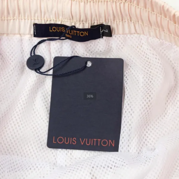 LV【LOUIS VUITTON 公式旗艦店】ルイヴィトン ショートパンツご好評に付き再入荷!250224 LV【LOUIS VUITTON 公式旗艦店】ルイヴィトン ショートパンツご好評に付き再入荷!250224