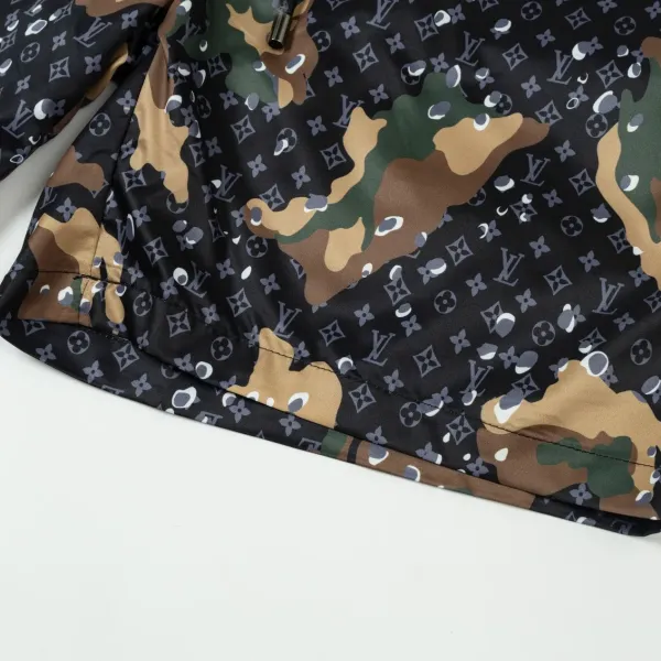 【LOUIS VUITTON 公式旗艦店】ルイヴィトン ショートパンツご好評に付き再入荷 24613 【LOUIS VUITTON 公式旗艦店】ルイヴィトン ショートパンツご好評に付き再入荷 24613